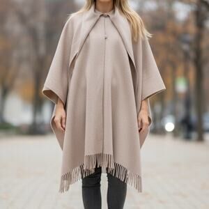 Vintage Tan Wool 2 Button Fringed Cape Caplet Shawl Scarf